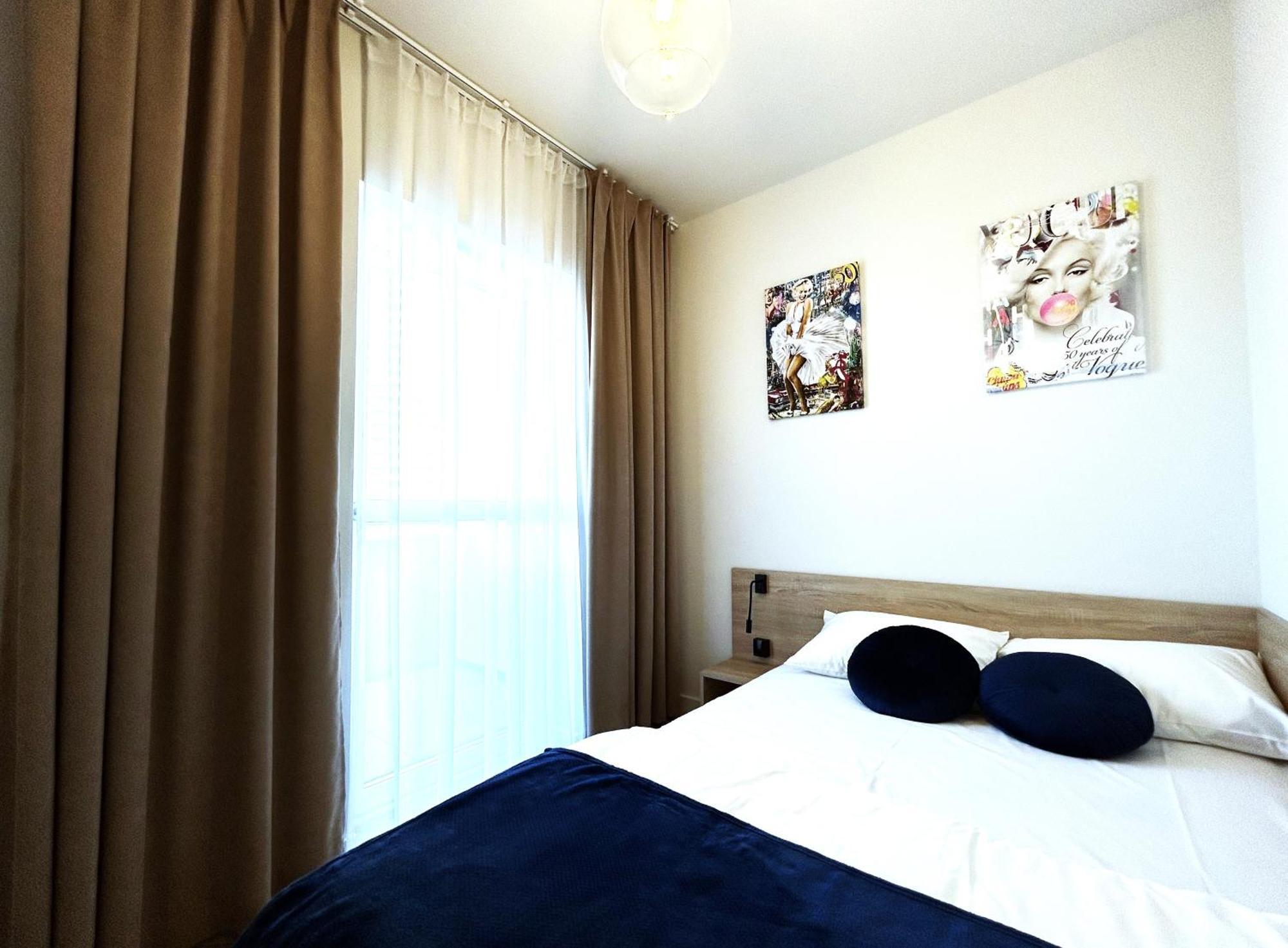 Panorama Zamkowe 5 Apartment เชชูฟ ภายนอก รูปภาพ